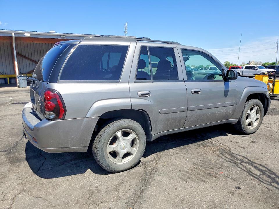 48045626 :رقم المزاد ، 1GNDT33S092101815 vin ، 2009 Chevrolet Trailblazer مزاد بيع
