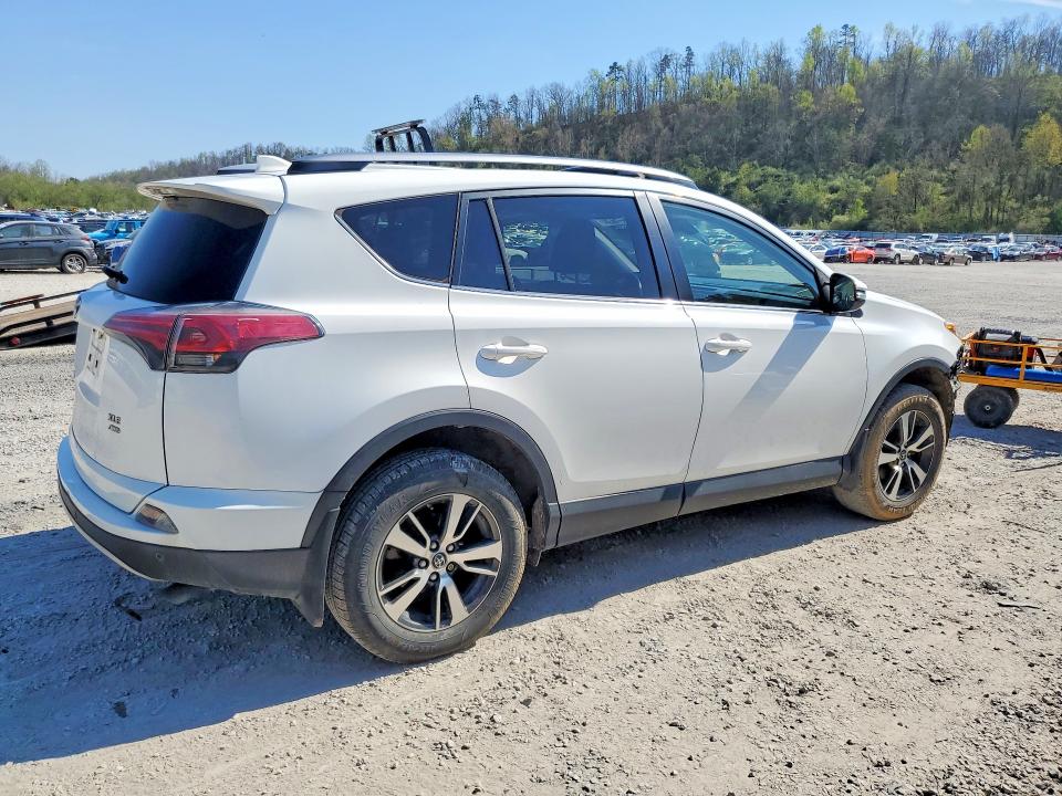 49445236 :رقم المزاد ، JTMRFREV9HD202287 vin ، 2017 Toyota Rav4 مزاد بيع