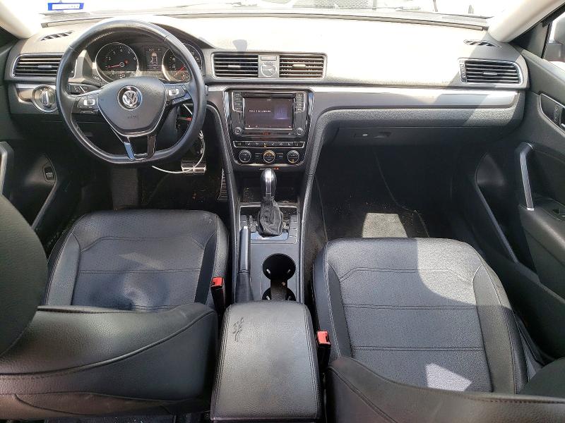 49818226 :رقم المزاد ، 1VWDT7A32HC023667 vin ، 2017 Volkswagen Passat مزاد بيع
