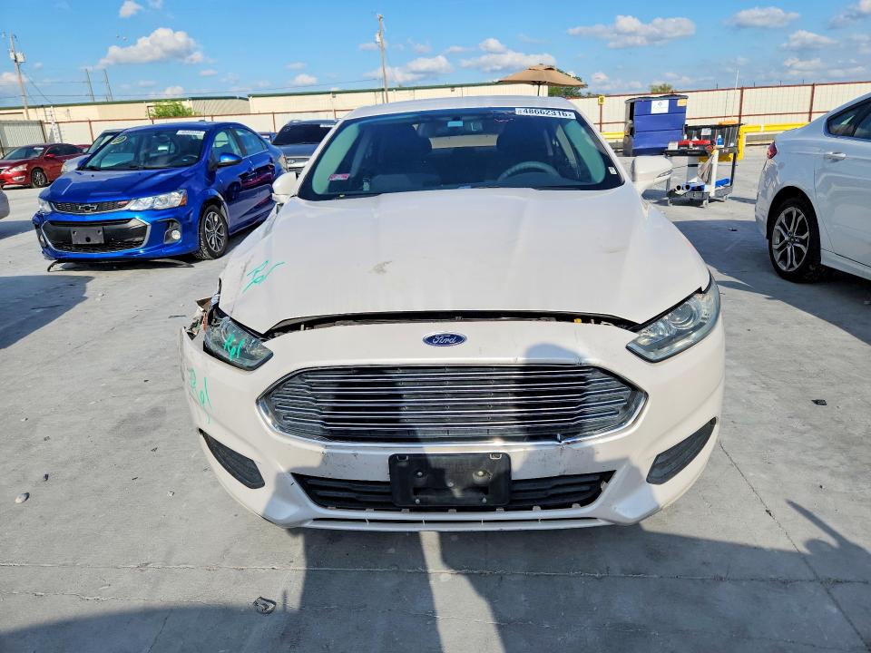 48662316 :رقم المزاد ، 3FA6P0H72GR331055 vin ، 2016 Ford Fusion مزاد بيع