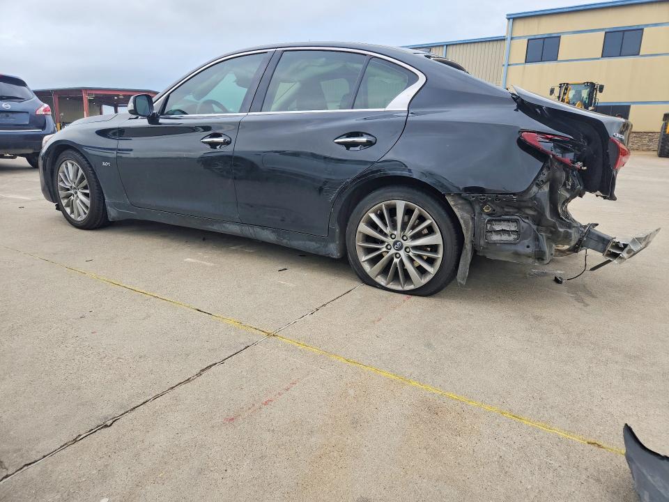 49885066 :رقم المزاد ، JN1EV7AP8JM353367 vin ، 2018 Infiniti Q50 مزاد بيع
