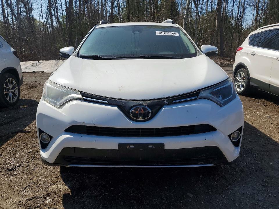 46737746 :رقم المزاد ، 2T3WFREV9JW494227 vin ، 2018 Toyota Rav4 مزاد بيع
