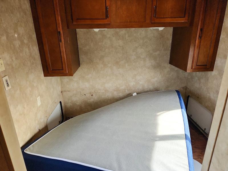 50995296 :رقم المزاد ، 5ZT2CA3BXDT004305 vin ، 2013 Foresriver Coachmen مزاد بيع