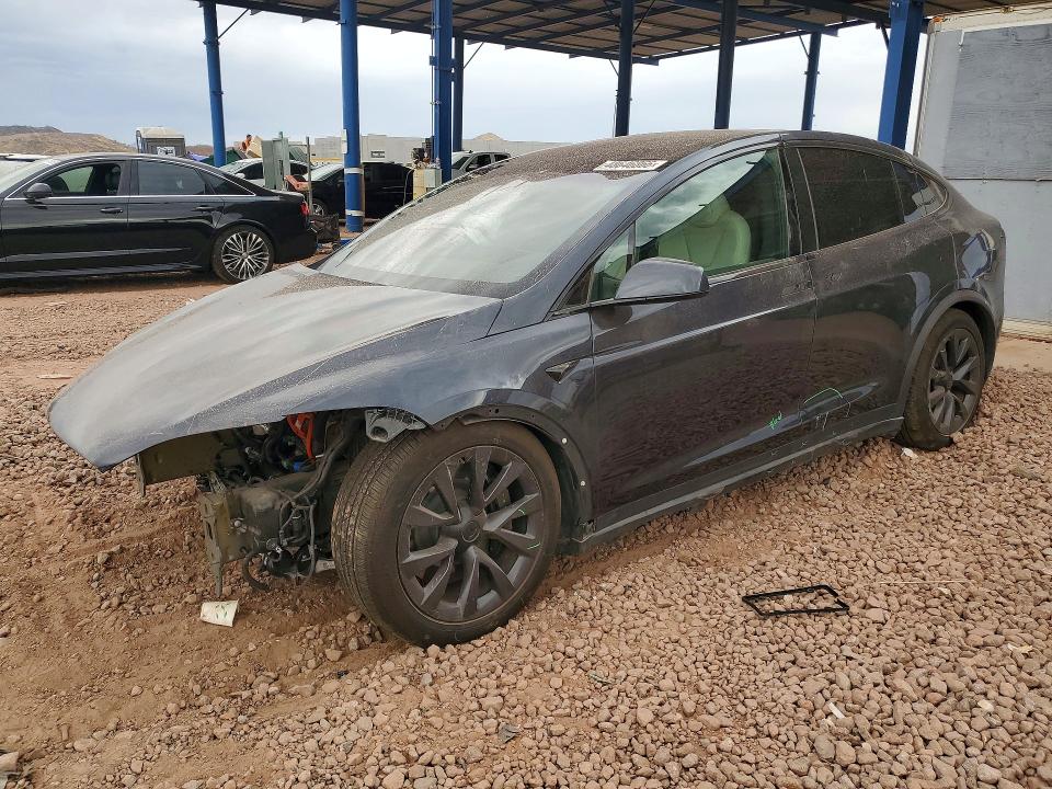48646866 :رقم المزاد ، 7SAXCBE55RF438018 vin ، 2024 Tesla Model X مزاد بيع