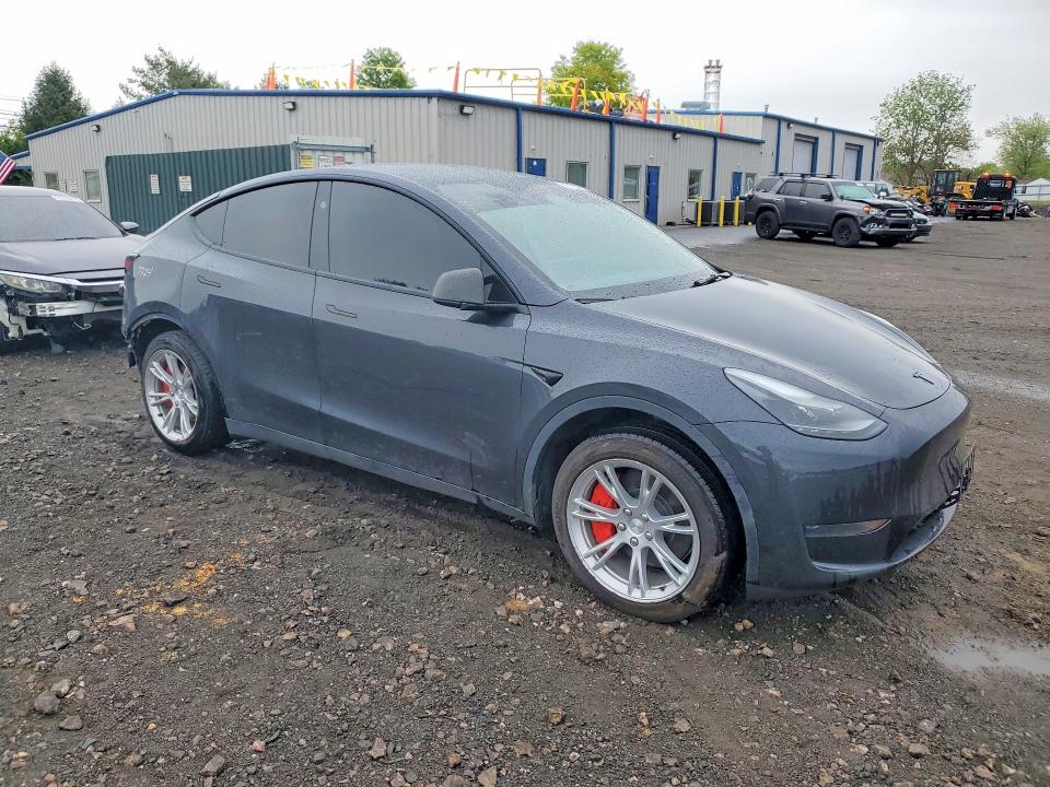 Продажа на аукционе авто 2024 Tesla Model Y, vin: 7SAYGDED5RF008937, номер лота: 51177346