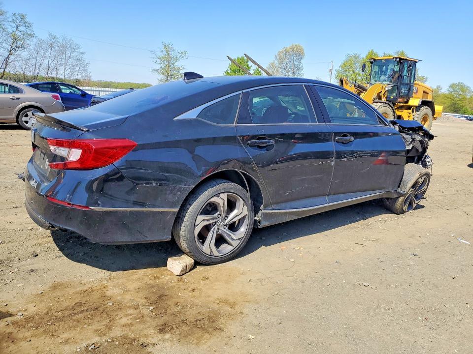50849846 :رقم المزاد ، 1HGCV1F65JA029829 vin ، 2018 Honda Accord مزاد بيع