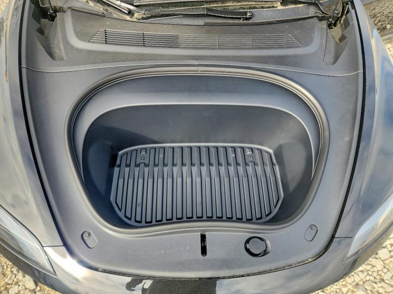 77005675 :رقم المزاد ، 5YJ3E1ET9SF078059 vin ، 2025 Tesla Model 3 مزاد بيع