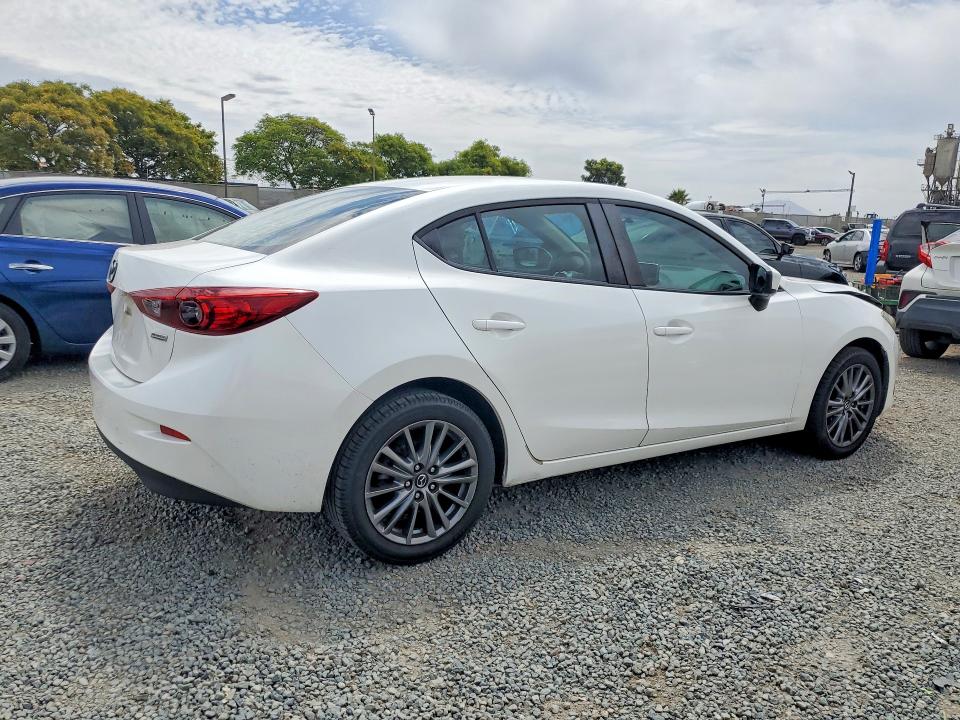 51297406 :رقم المزاد ، JM1BM1U7XF1230822 vin ، 2015 Mazda 3 مزاد بيع