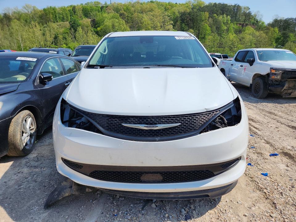 Продаж на аукціоні авто 2023 Chrysler Voyager, vin: 2C4RC1CG4PR583122, номер лоту: 51138926