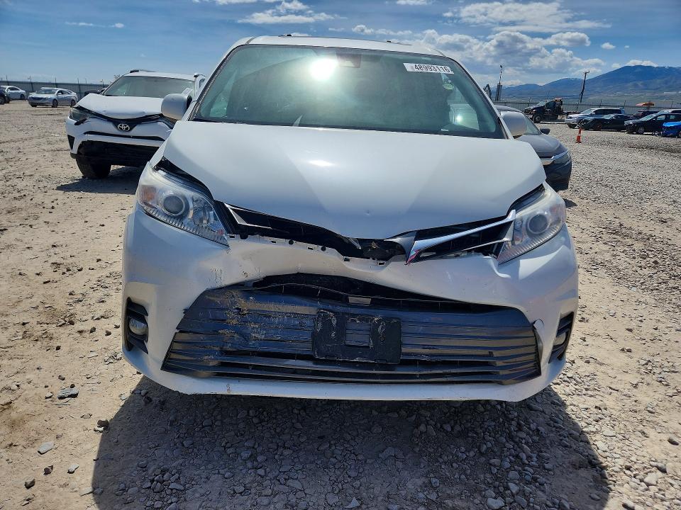 Продажа на аукционе авто 2018 Toyota Sienna, vin: 5TDDZ3DC4JS195824, номер лота: 48993116