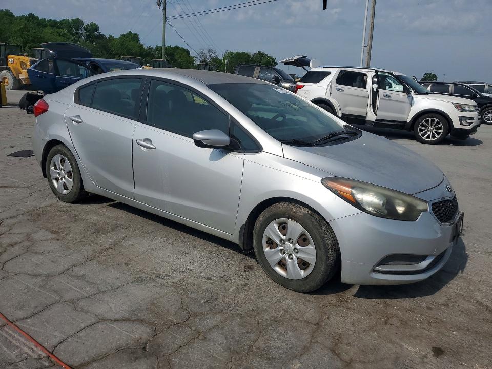 51178476 :رقم المزاد ، KNAFK4A61F5371806 vin ، 2015 Kia Forte مزاد بيع