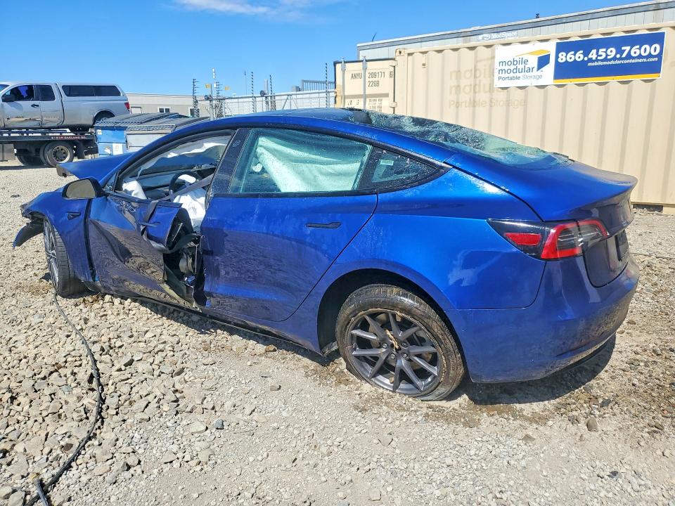 49327756 :رقم المزاد ، 5YJ3E1EB3NF260416 vin ، 2022 Tesla Model 3 مزاد بيع