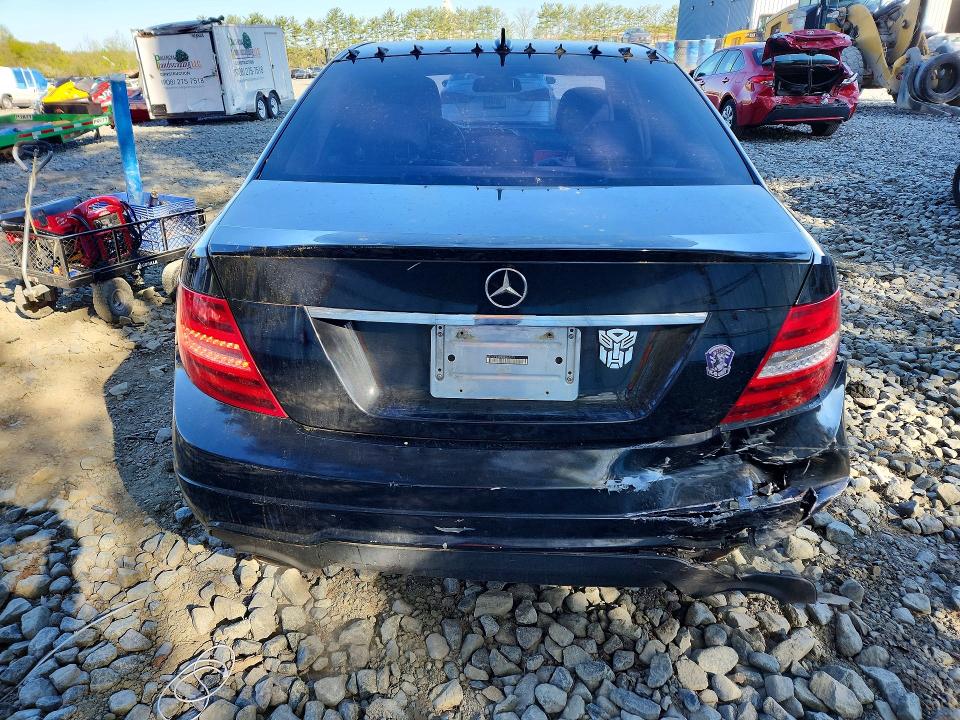 Продажа на аукционе авто 2013 Mercedes-benz C, vin: WDDGF8AB9DR297093, номер лота: 50557566
