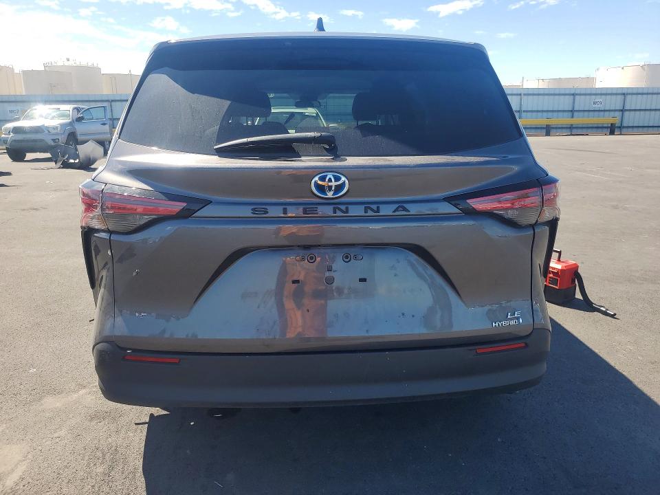 Продажа на аукционе авто 2022 Toyota Sienna, vin: 5TDKRKEC0NS101718, номер лота: 49006226