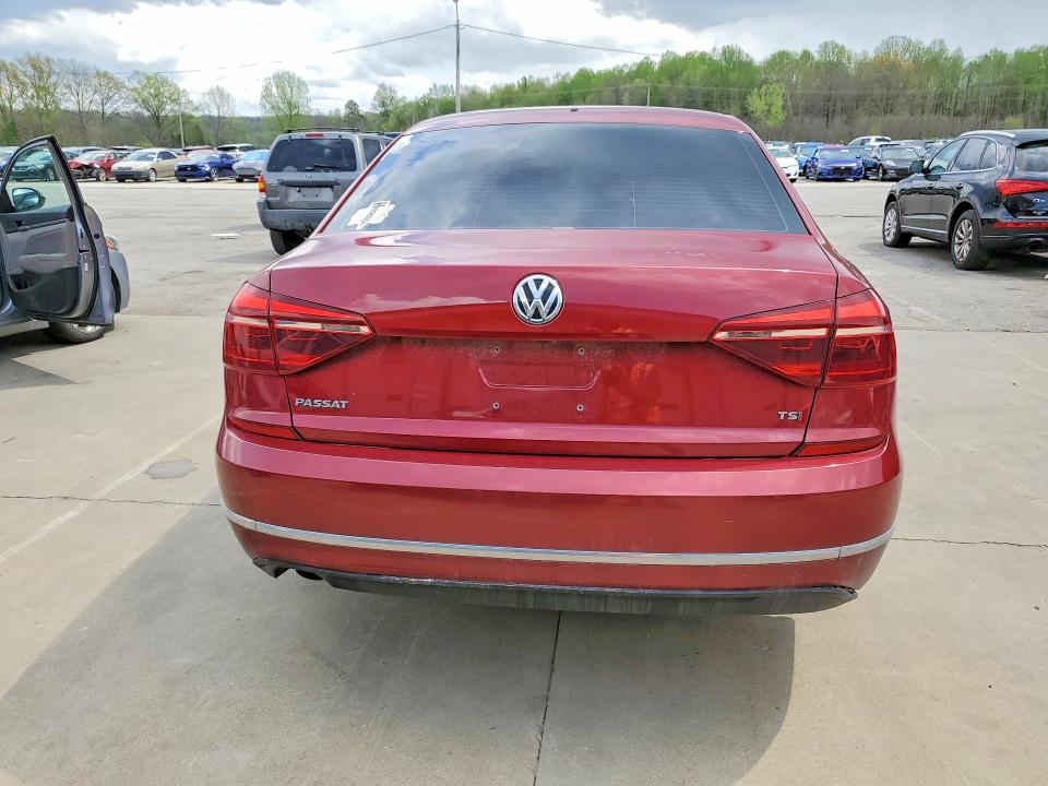 Продажа на аукционе авто 2018 Volkswagen Passat, vin: 1VWAA7A39JC023728, номер лота: 48414226