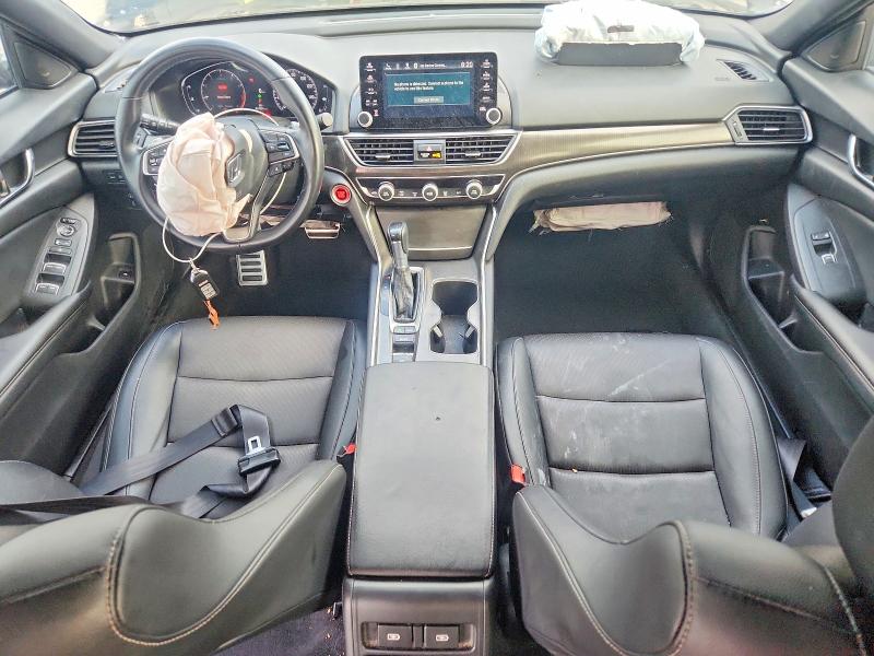 48711186 :رقم المزاد ، 1HGCV1F31NA063827 vin ، 2022 Honda Accord مزاد بيع