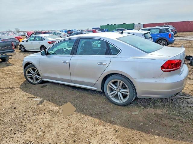 48074216 :رقم المزاد ، 1VWBH7A35EC003692 vin ، 2014 Volkswagen Passat مزاد بيع