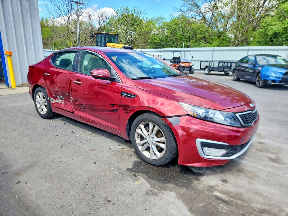 2013 Kia Optima მანქანა იყიდება აუქციონზე, vin: 5XXGM4A71DG214182, აუქციონის ნომერი: 51633296