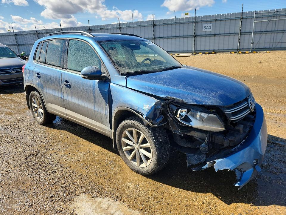 49422766 :رقم المزاد ، WVGNV7AX4HW506219 vin ، 2017 Volkswagen Tiguan مزاد بيع