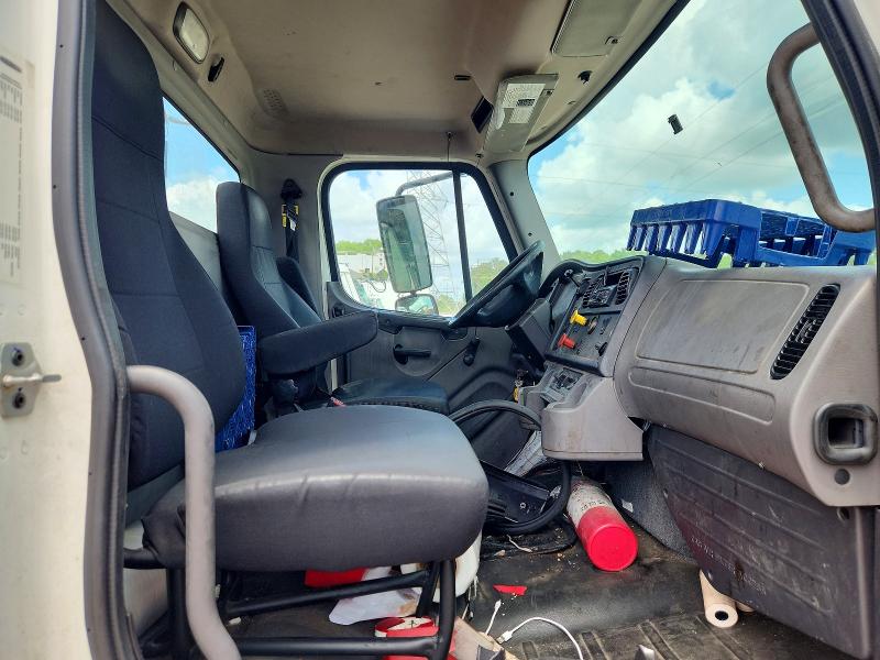 47087646 :رقم المزاد ، 3AKBCYFE2LDLV4429 vin ، 2020 Freightliner M2 مزاد بيع