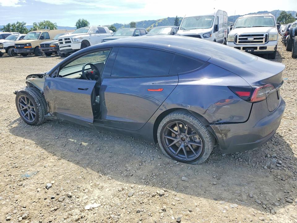 49821136 :رقم المزاد ، 5YJ3E1EA6PF686384 vin ، 2023 Tesla Model 3 مزاد بيع