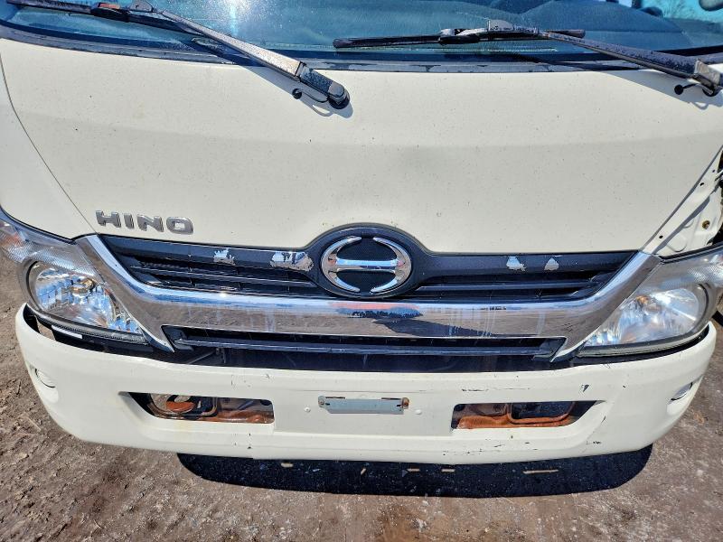 49747006 :رقم المزاد ، 2AYSDM2H5G1001188 vin ، 2016 Hino 195 مزاد بيع