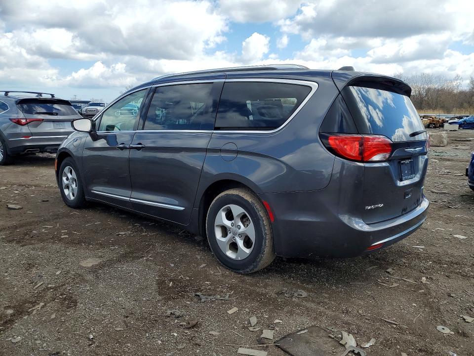 Продаж на аукціоні авто 2018 Chrysler Pacifica, vin: 2C4RC1L75JR364984, номер лоту: 47656796