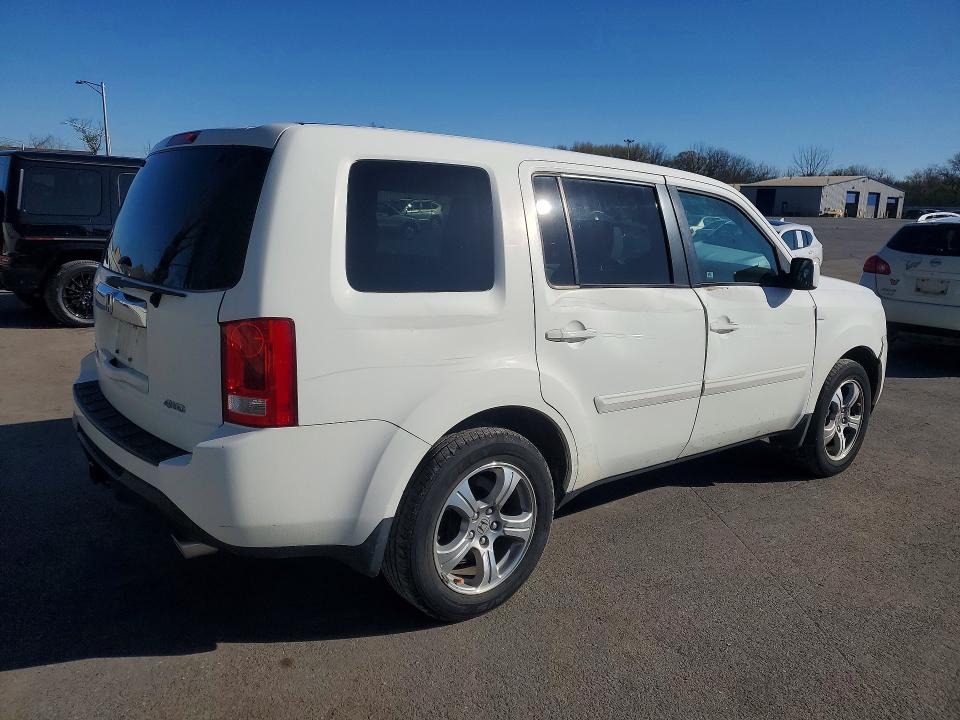 Продаж на аукціоні авто 2015 Honda Pilot, vin: 5FNYF4H54FB015300, номер лоту: 48601816