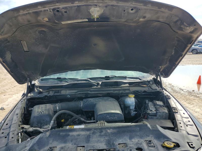 48585416 :رقم المزاد ، 1C6RR6FG9JS330477 vin ، 2018 Ram 1500 مزاد بيع