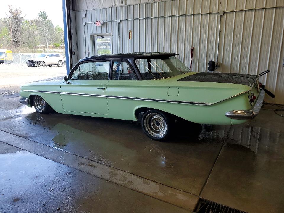 51161836 :رقم المزاد ، 115118125939 vin ، 1961 Chevrolet Uk مزاد بيع