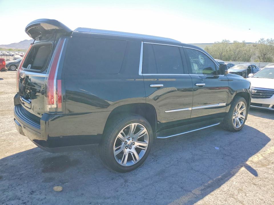 48488746 :رقم المزاد ، 1GYS4BKJ8HR342666 vin ، 2017 Cadillac Escalade مزاد بيع