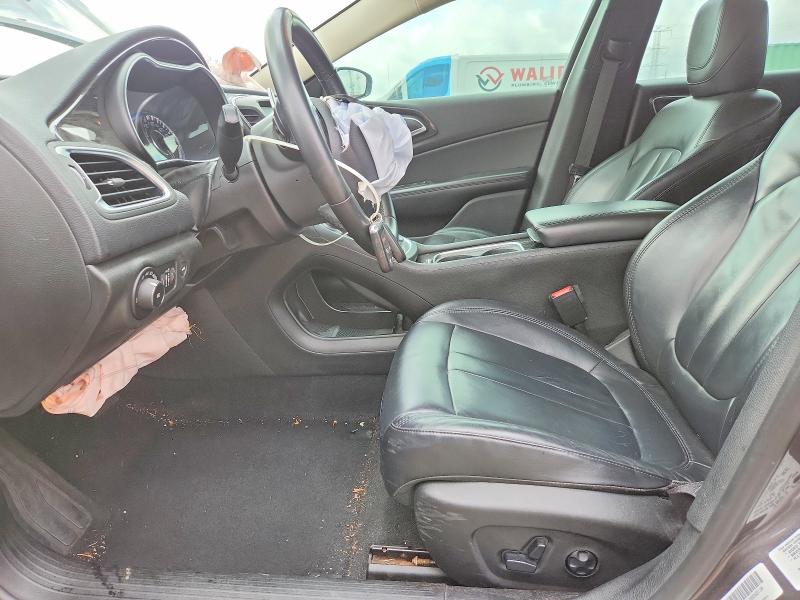 Продажа на аукционе авто 2015 Chrysler 200, vin: 1C3CCCCG2FN501583, номер лота: 50102906