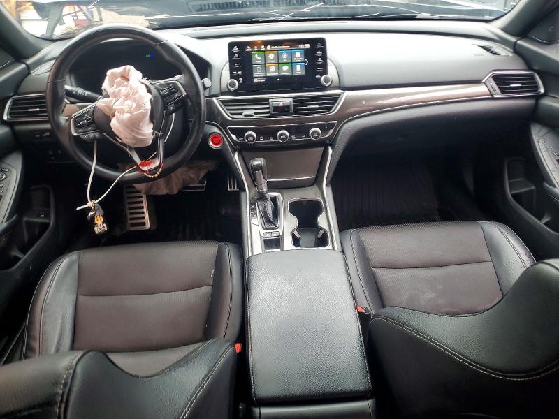 Продаж на аукціоні авто 2018 Honda Accord, vin: 1HGCV1F3XJA811033, номер лоту: 49301466