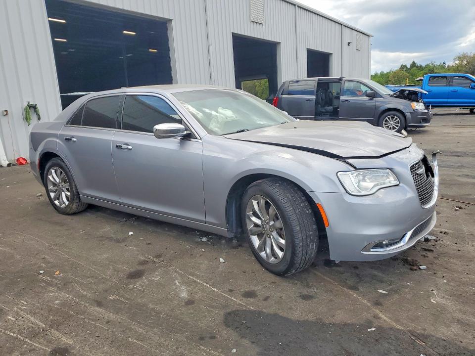 Продажа на аукционе авто 2018 Chrysler 300, vin: 2C3CCAKG1JH177484, номер лота: 51965916