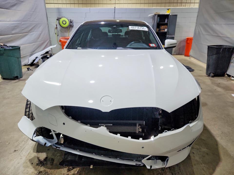 49718756 :رقم المزاد ، 3MW5R7J07N8C78200 vin ، 2022 Bmw 330xi مزاد بيع