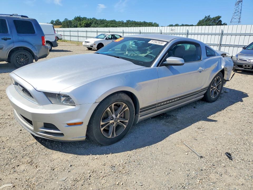 51562656 :رقم المزاد ، 1ZVBP8AM8E5232454 vin ، 2014 Ford Mustang مزاد بيع