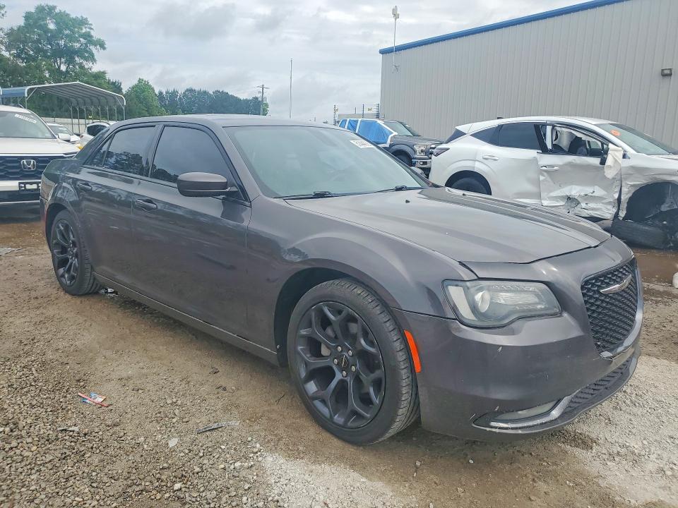 Auction sale of the 2015 Chrysler 300, vin: 2C3CCABG2FH908799, lot number: 51444666