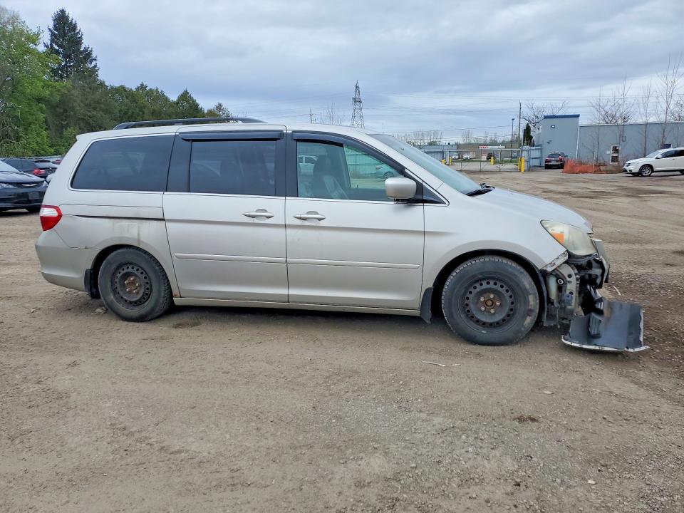 49775126 :رقم المزاد ، 5FNRL38685B510470 vin ، 2005 Honda Odyssey مزاد بيع