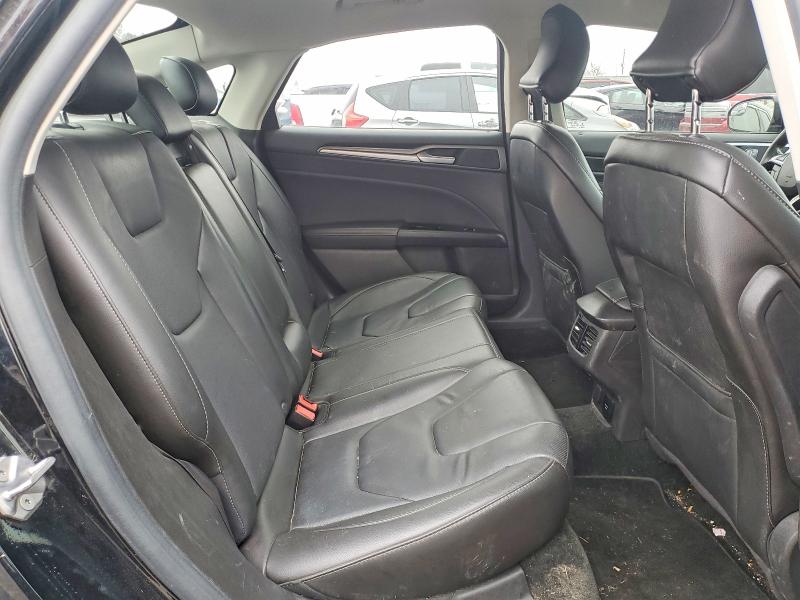 48139566 :رقم المزاد ، 3FA6P0SU8GR371932 vin ، 2016 Ford Fusion مزاد بيع