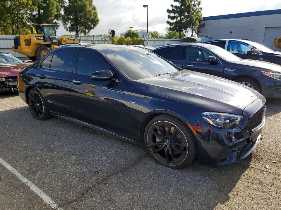 Продажа на аукционе авто 2022 Mercedes-benz E, vin: W1KZF6BB2NB032764, номер лота: 51510206