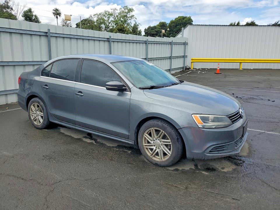 2013 Volkswagen Jetta მანქანა იყიდება აუქციონზე, vin: 3VWDP7AJ6DM216416, აუქციონის ნომერი: 49186316