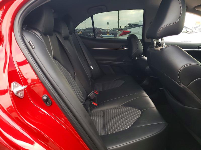52070896 :رقم المزاد ، 4T1T11AK0NU041157 vin ، 2022 Toyota Camry مزاد بيع