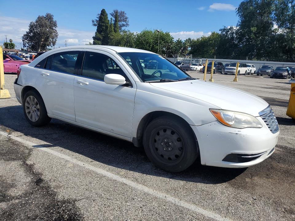 2014 Chrysler 200 მანქანა იყიდება აუქციონზე, vin: 1C3CCBAB3EN213023, აუქციონის ნომერი: 48166036