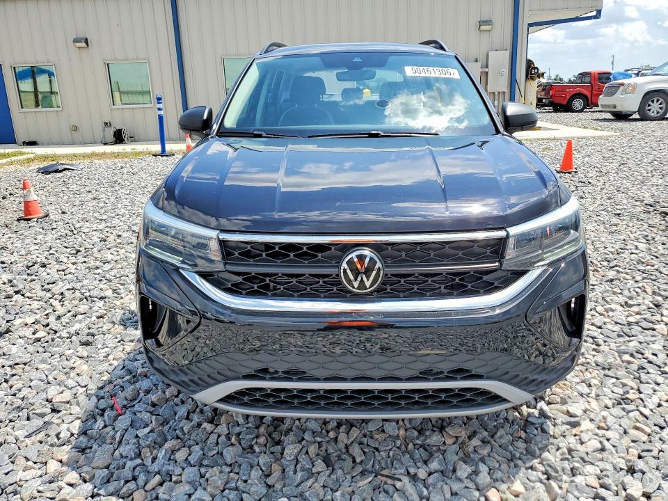 50461306 :رقم المزاد ، 3VV5X7B22RM093608 vin ، 2024 Volkswagen Taos مزاد بيع