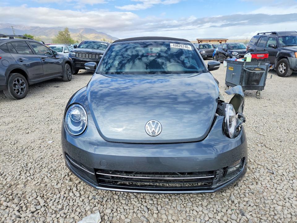 49826746 :رقم المزاد ، 3VW5X7ATXDM827135 vin ، 2013 Volkswagen Beetle مزاد بيع