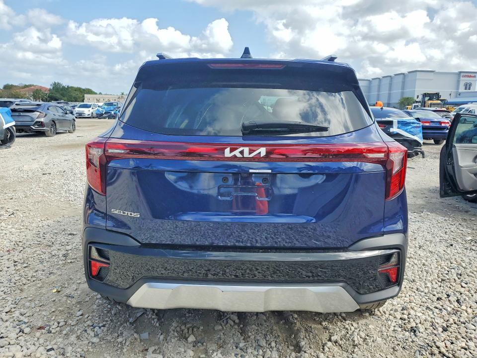 2024 Kia Seltos მანქანა იყიდება აუქციონზე, vin: KNDER2AAXR7608675, აუქციონის ნომერი: 50430586