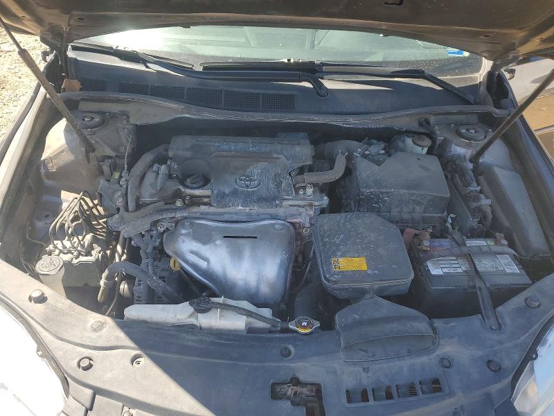 51431506 :رقم المزاد ، 4T1BF1FK2FU915757 vin ، 2015 Toyota Camry مزاد بيع