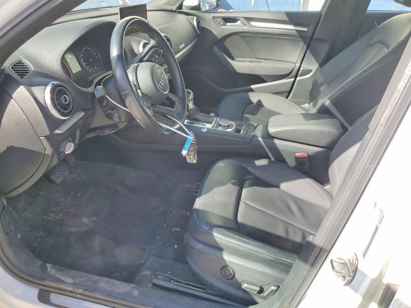 49273966 :رقم المزاد ، WAUB8GFF7H1011537 vin ، 2017 Audi A3 مزاد بيع