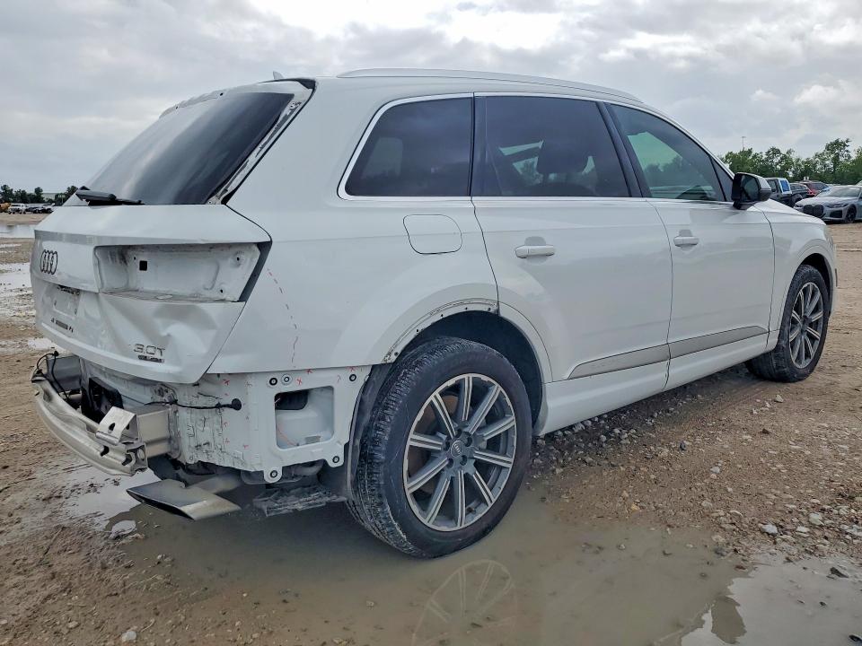 2017 Audi Q7 მანქანა იყიდება აუქციონზე, vin: WA1LAAF78HD018443, აუქციონის ნომერი: 49552406
