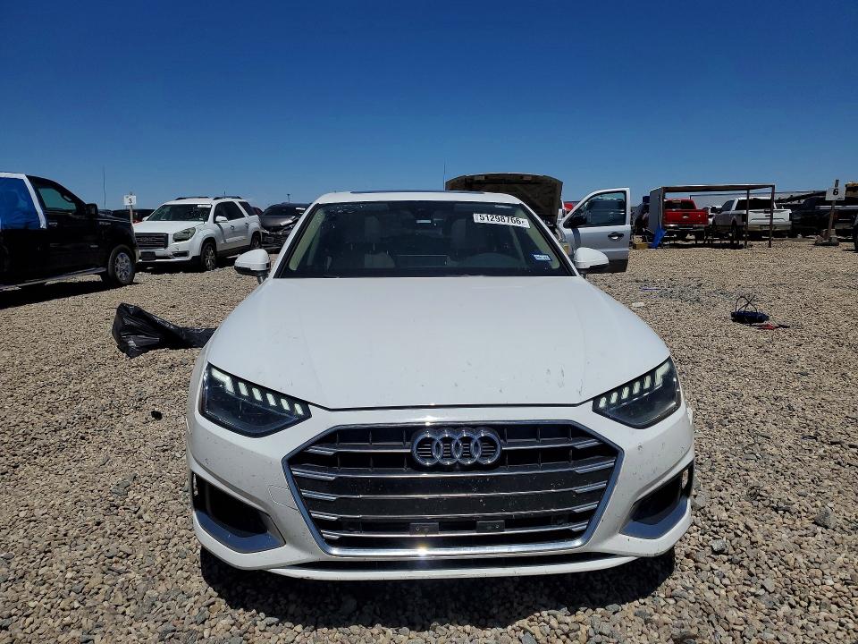 51298766 :رقم المزاد ، WAUBBAF42MA035817 vin ، 2021 Audi A4 مزاد بيع